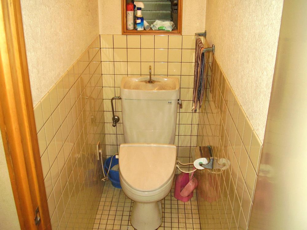 Toilet. 1st floor