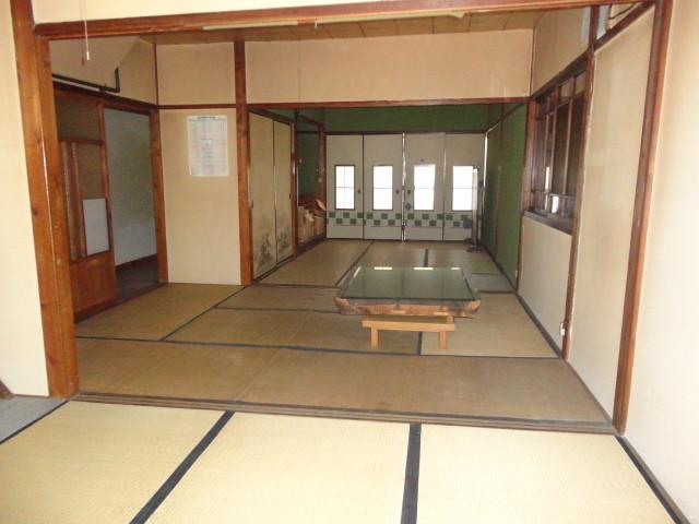 Non-living room