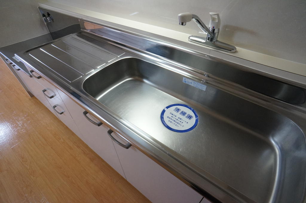 Kitchen. Large sink in the kitchen