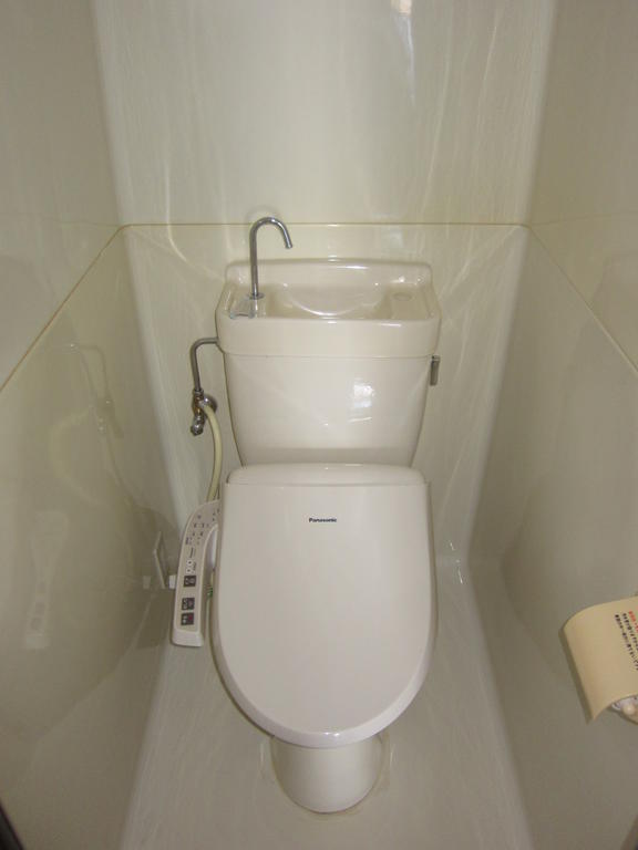 Toilet