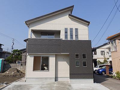 Local appearance photo. Local (10 May 2013) Shooting