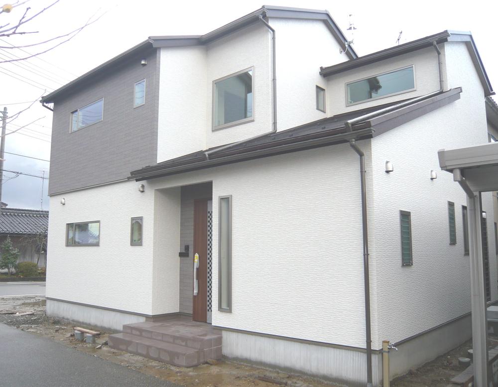 Local appearance photo