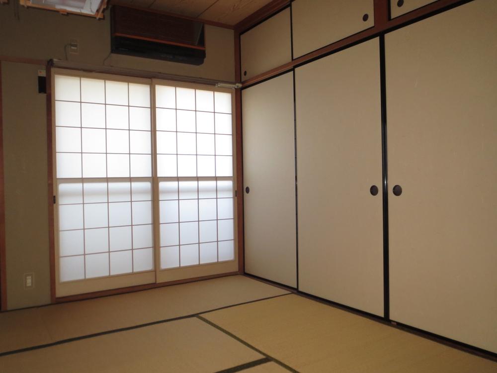 Non-living room. North Japanese-style room 8