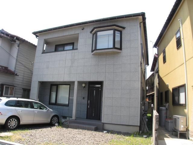 Local appearance photo. Heisei is a beautiful house of 12 years building. 