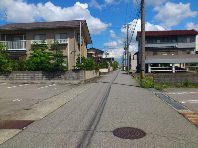 Other local. Frontal road