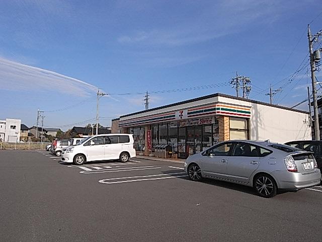 Convenience store. 520m to Seven-Eleven Kanazawa Miike shop