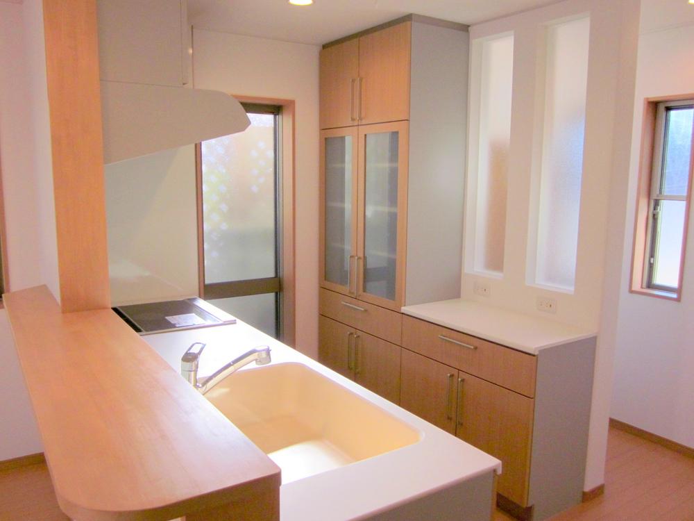 Kitchen. Indoor (11 May 2013) Shooting