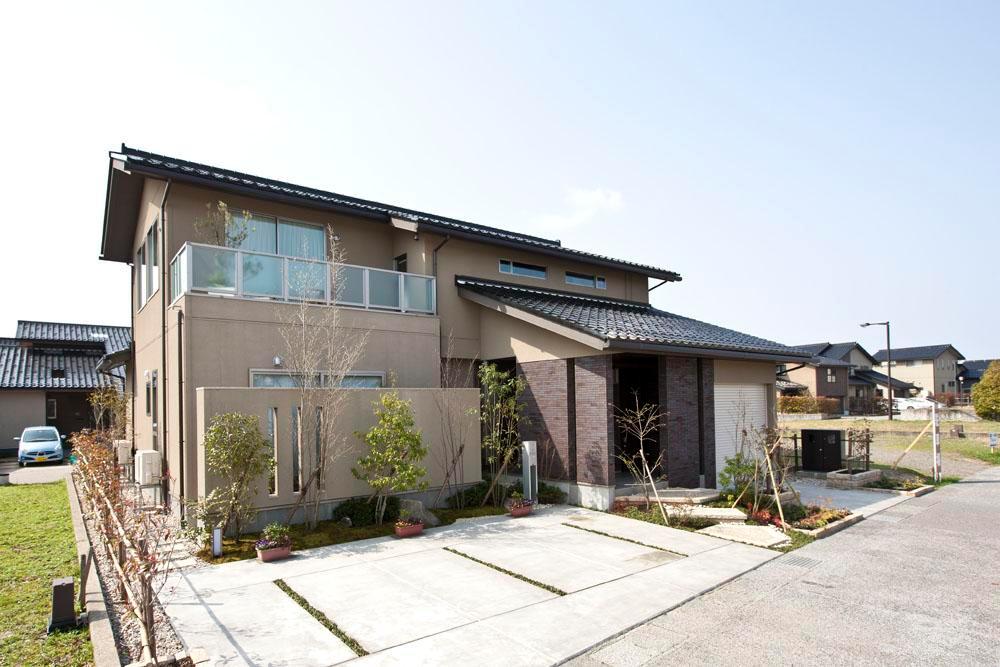 Local appearance photo. Be happy in snuggle thing, Two-family houses of child-rearing family ~ Nook * a library home ~