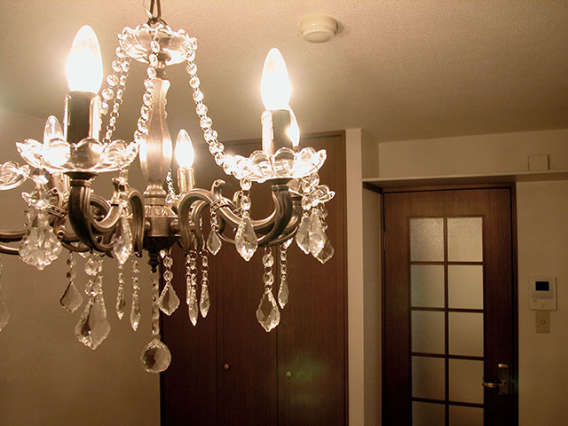 Other Equipment. Luminaire chandelier