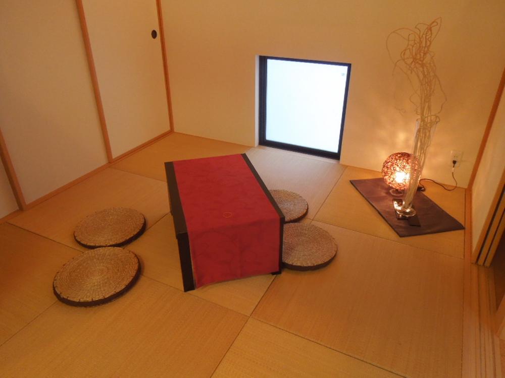 Other introspection. Japanese-style room Stylish Ryukyu tatami