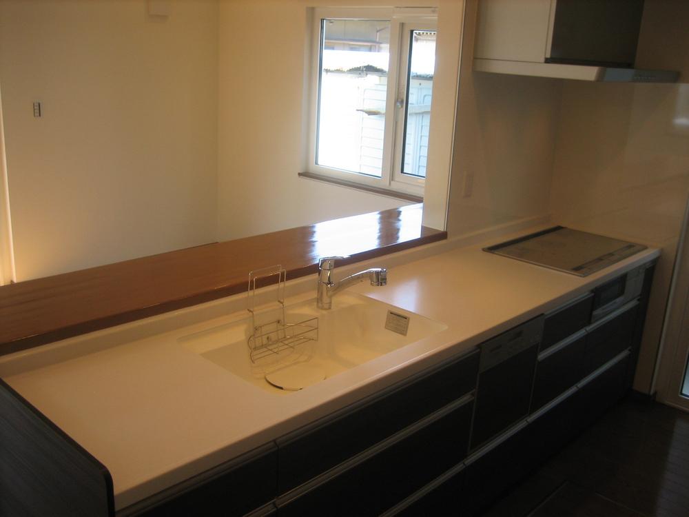 Kitchen. The system kitchen of luxury specification of one rank is a new exchange settled. 