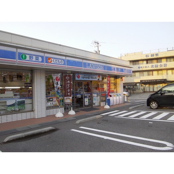 Convenience store. 294m until Lawson Kanazawa Izumi store (convenience store)