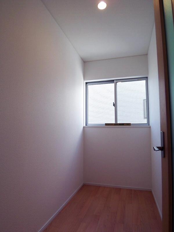 Other introspection. Indoor (11 May 2013) Shooting