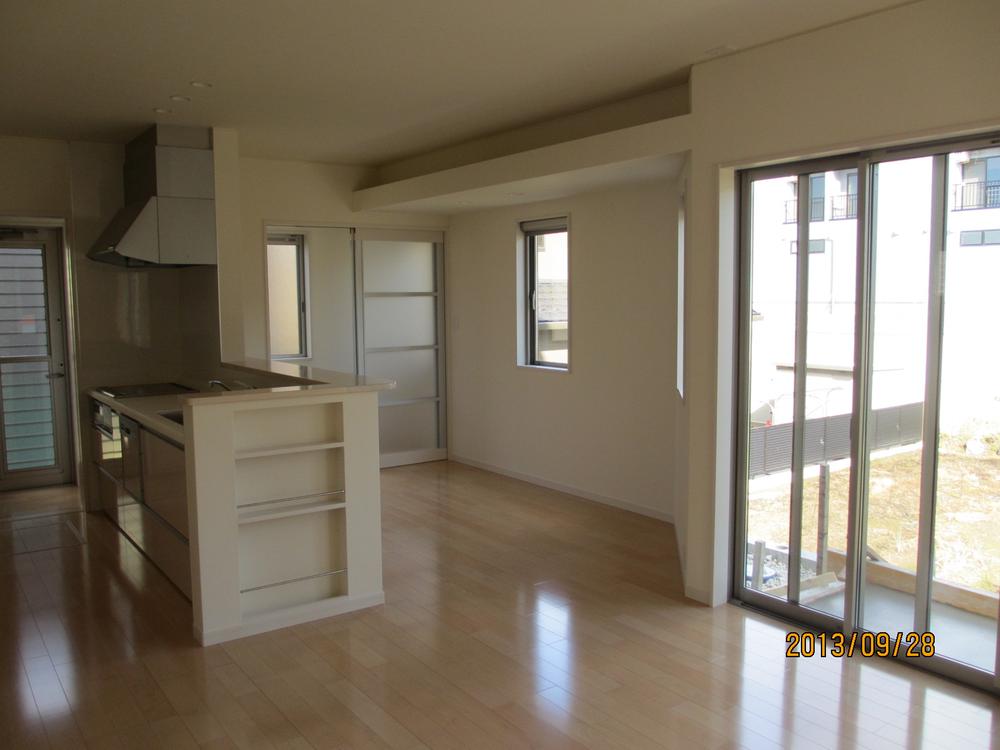 Living. Indoor (10 May 2013) Shooting