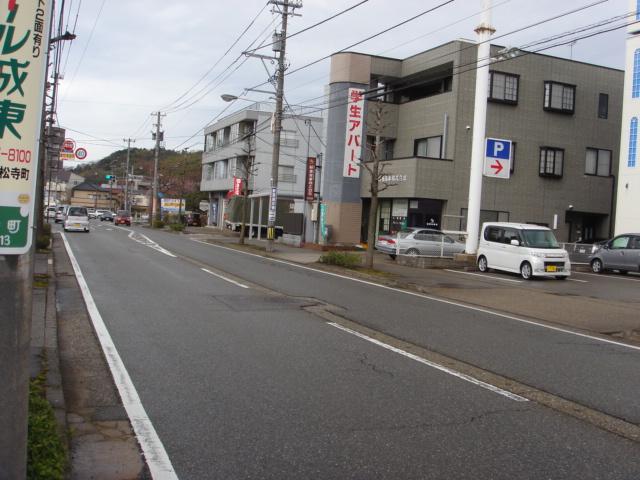 Local photos, including front road. Local (10 May 2013) Shooting