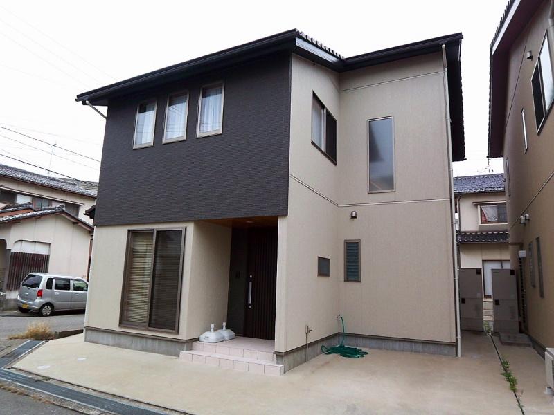 Local appearance photo. Indoor (10 May 2013) Shooting It is another angle of appearance