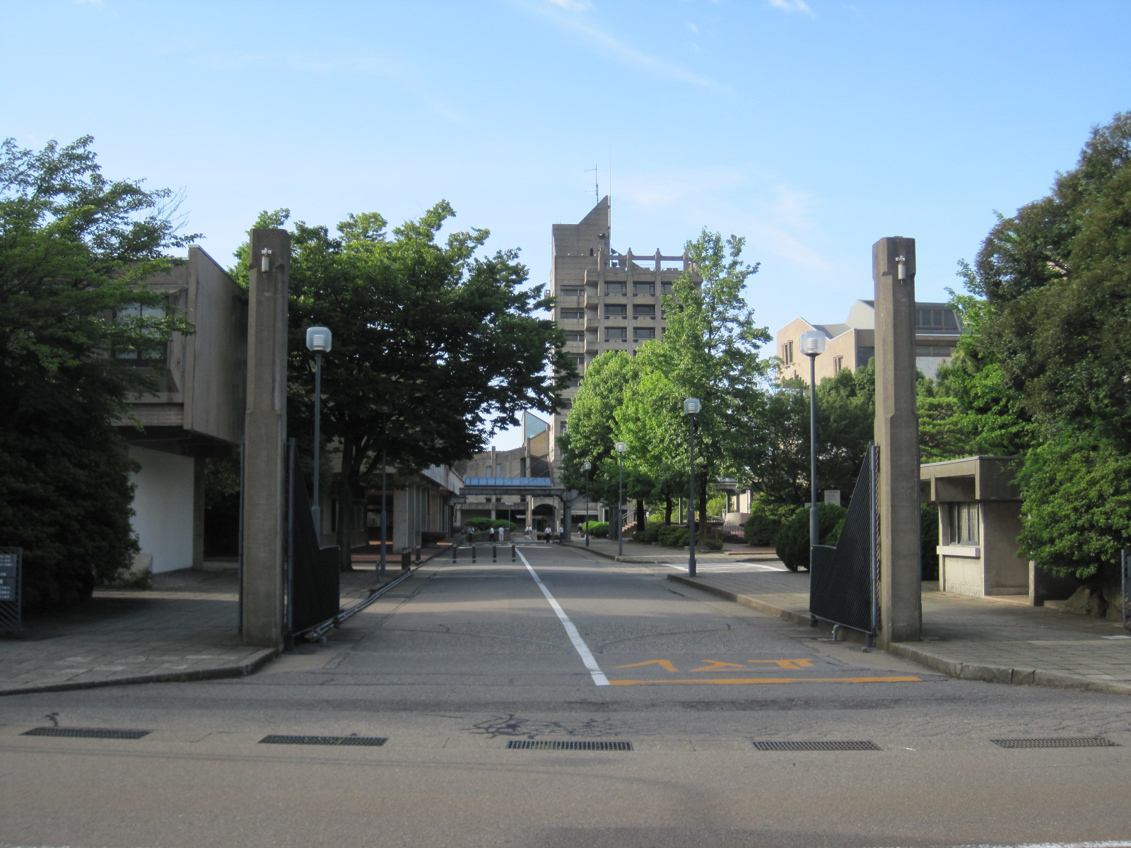 University ・ Junior college. Kanazawa Institute of Technology (University of ・ 1840m up to junior college)