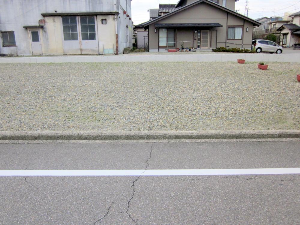 Local appearance photo. Local (12 May 2013) Shooting