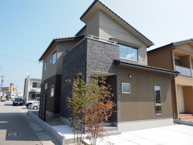 Local appearance photo. Local (August 2013) Shooting