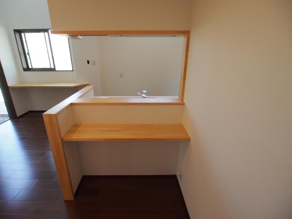 Kitchen. Mini counter (August 2013) Shooting