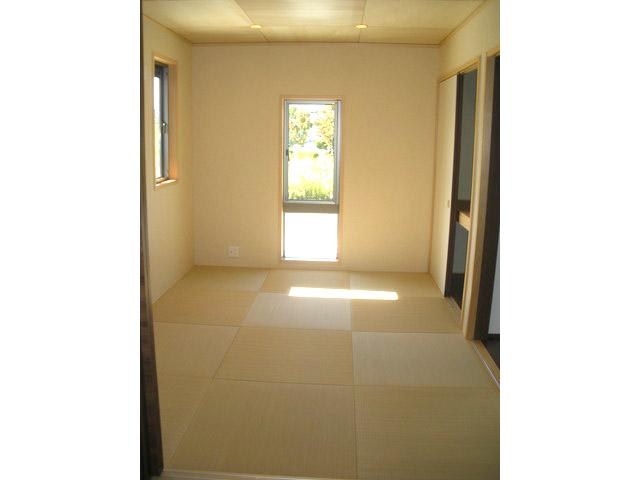 Non-living room. 6 Pledge Japanese-style room