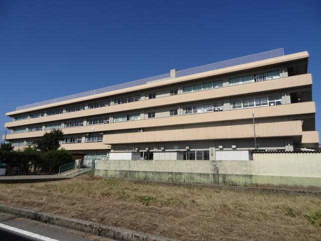 Other local. Ogidai elementary school