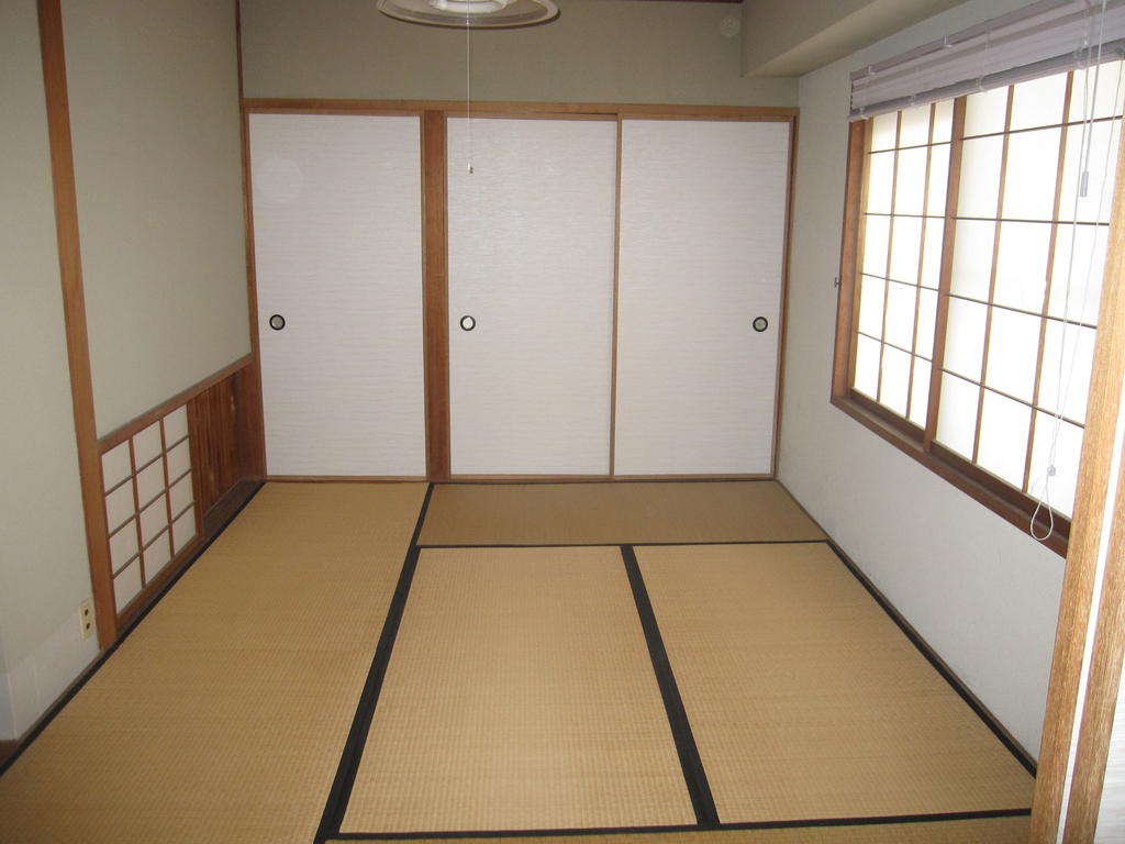 Other room space. Second floor Japanese-style room 6 quires