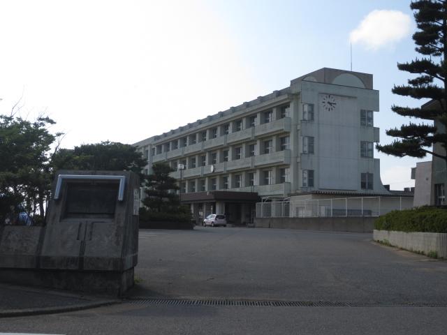 Junior high school. Itatsu junior high school
