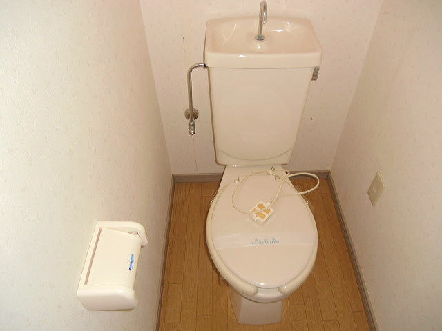 Toilet. Since the outlet is attached, It can be mounted in the warm water washing toilet seat.