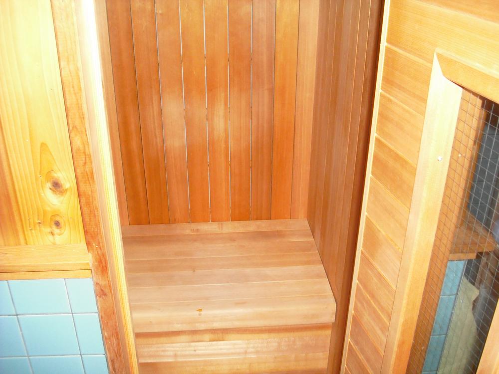Bathroom. Indoor (10 May 2013) Shooting sauna