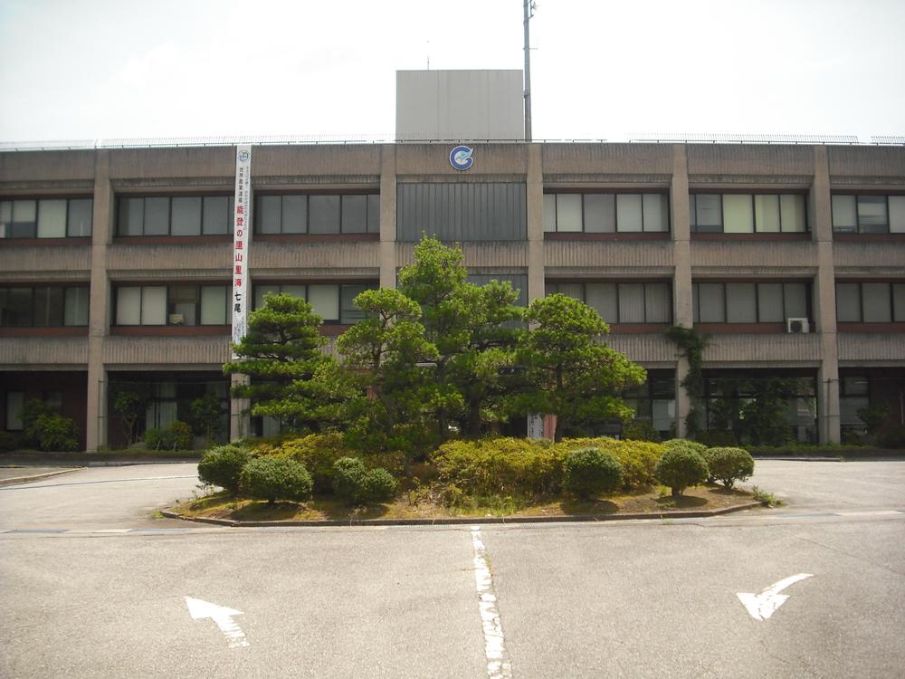 Government office. Nanao Notojima to civic center 1015m