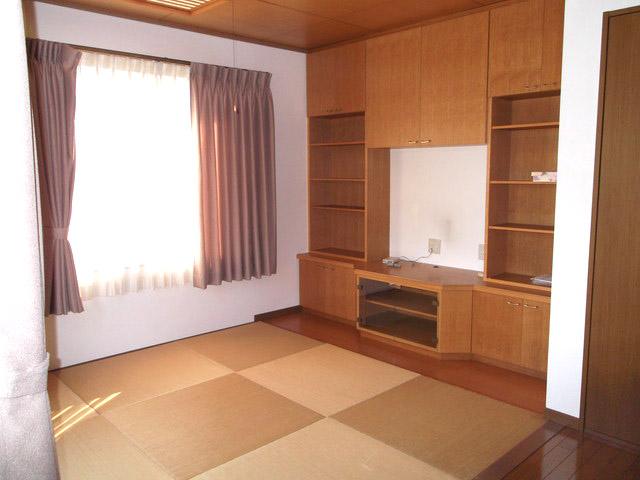 Living. Living Japanese-style room