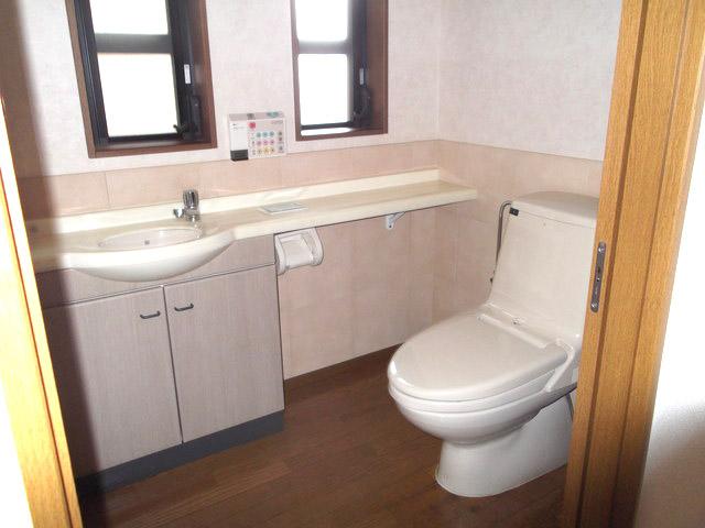 Toilet