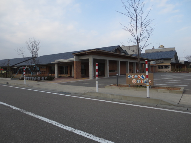 kindergarten ・ Nursery. Tatsunokuchi nursery school (kindergarten ・ 450m to the nursery)