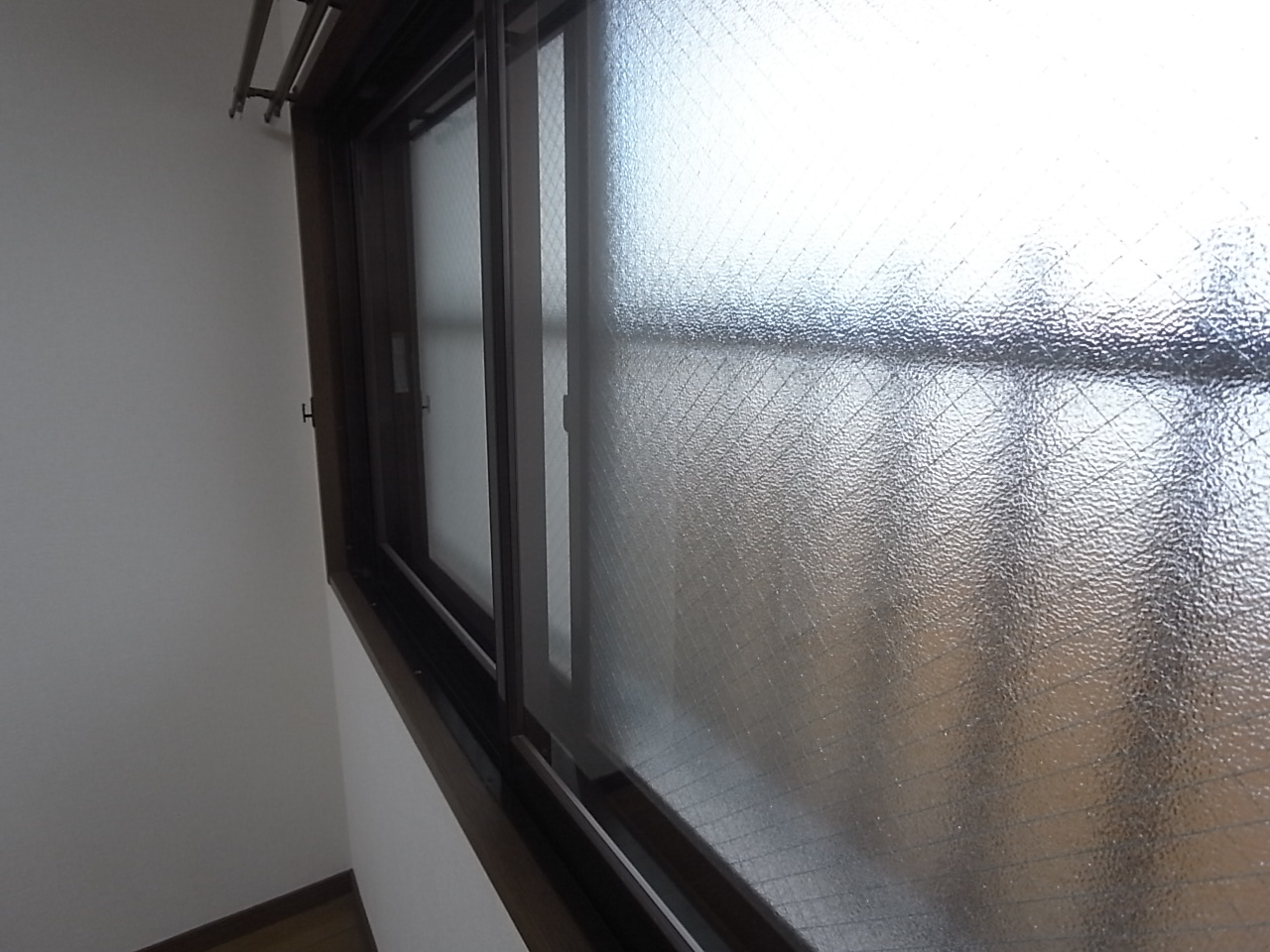 Other Equipment. Comfortable all of the windows in double sash
