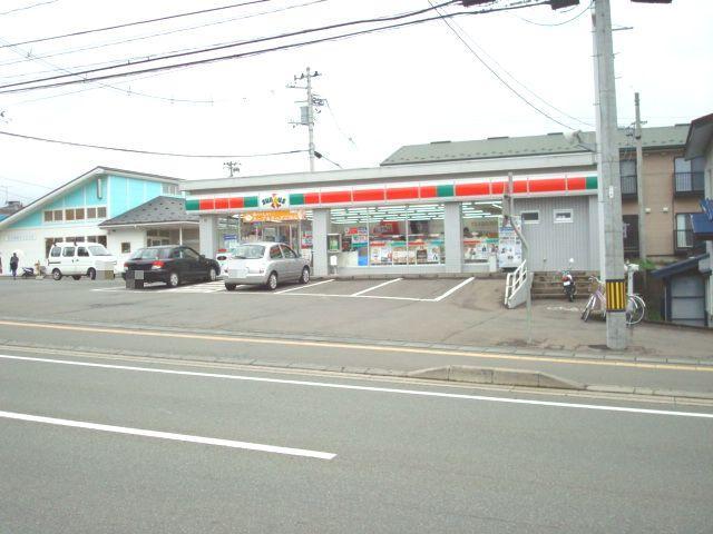 Convenience store. Thanks Takizawa Station store up (convenience store) 589m