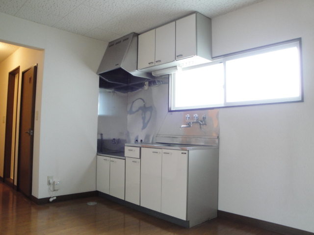 Kitchen. Renovated! Of course beautiful of the, There is also ease of use.