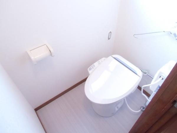 Toilet. Toilet was a new exchange with Asahieito washing machine!