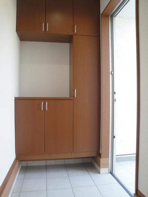 Receipt. Indoor (11 May 2013) Shooting