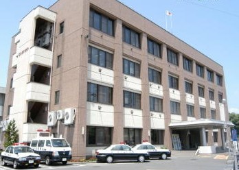 Police station ・ Police box. West police station (police station ・ Until alternating) 2160m