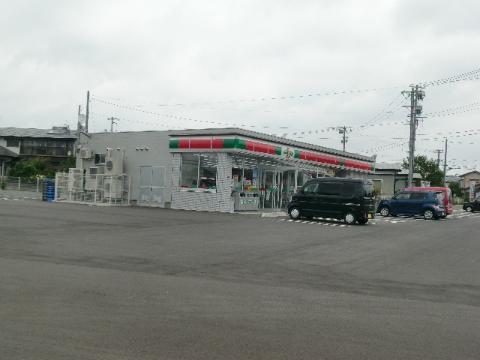 Other. 230m to the neighborhood convenience store (Other)