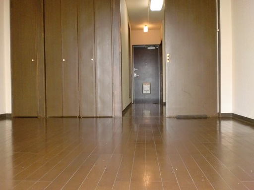 Living and room. Western-style is an 8-tatami rooms.