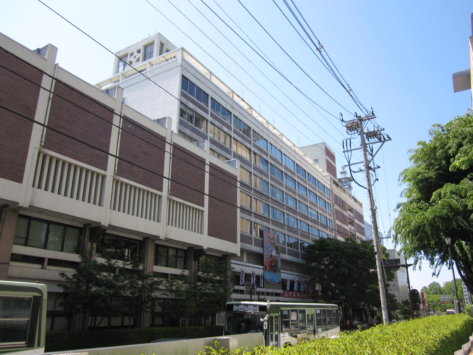 Government office. 299m to Morioka city office (government office)