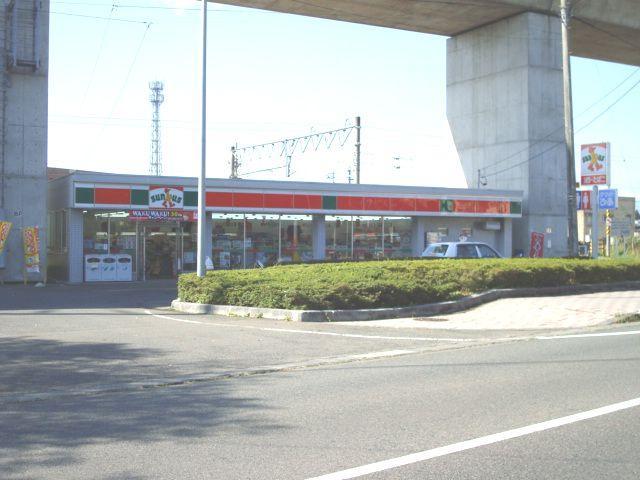 Convenience store. Thanks Kitayugaose store up (convenience store) 167m