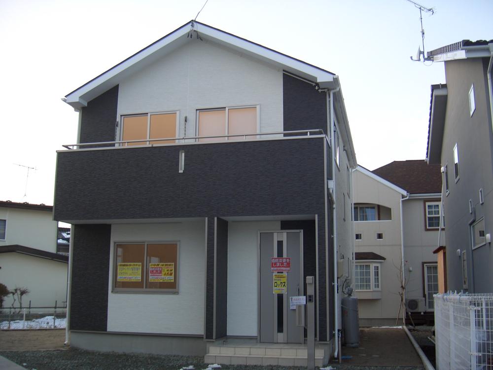 Local appearance photo. local