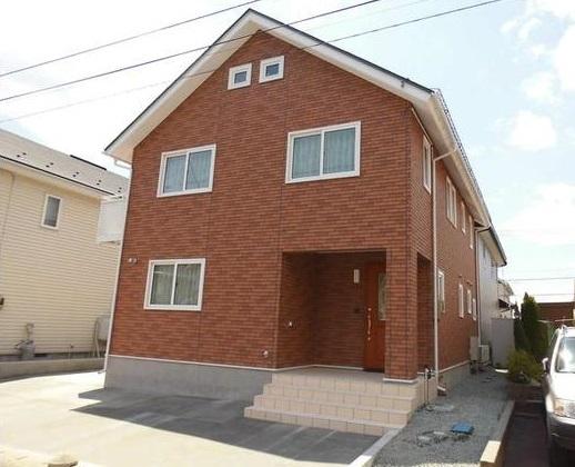 Local appearance photo. Heisei 25 years May built the property