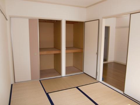 Other room space. Japanese-style room Receipt