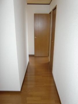 Other room space. Corridor