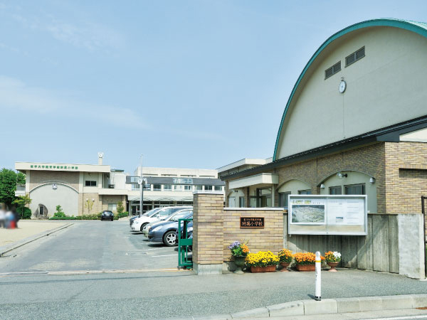 Surrounding environment. Iwate University Faculty of Education University Elementary School (about 390m / A 5-minute walk)