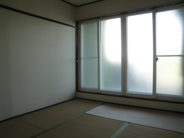 Other room space. Brightness is also wide enough to also! 6 is a tatami settle bedroom!